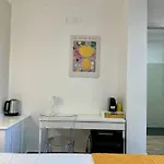 Alojamento de Acomodação e Pequeno-almoço Marta 3*