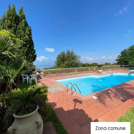 Marta Bed and Breakfast Ερκολάνο